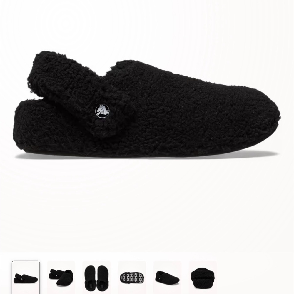 CROCS Black Fuzzy Slippers